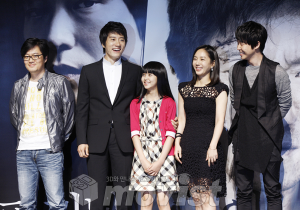  (왼쪽부터)우민호 감독, 김명민, 김소현, 박주미, 엄기준